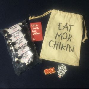 ⚡️SALE! 🐄 Chick-fil-a Plush Cow Bundle